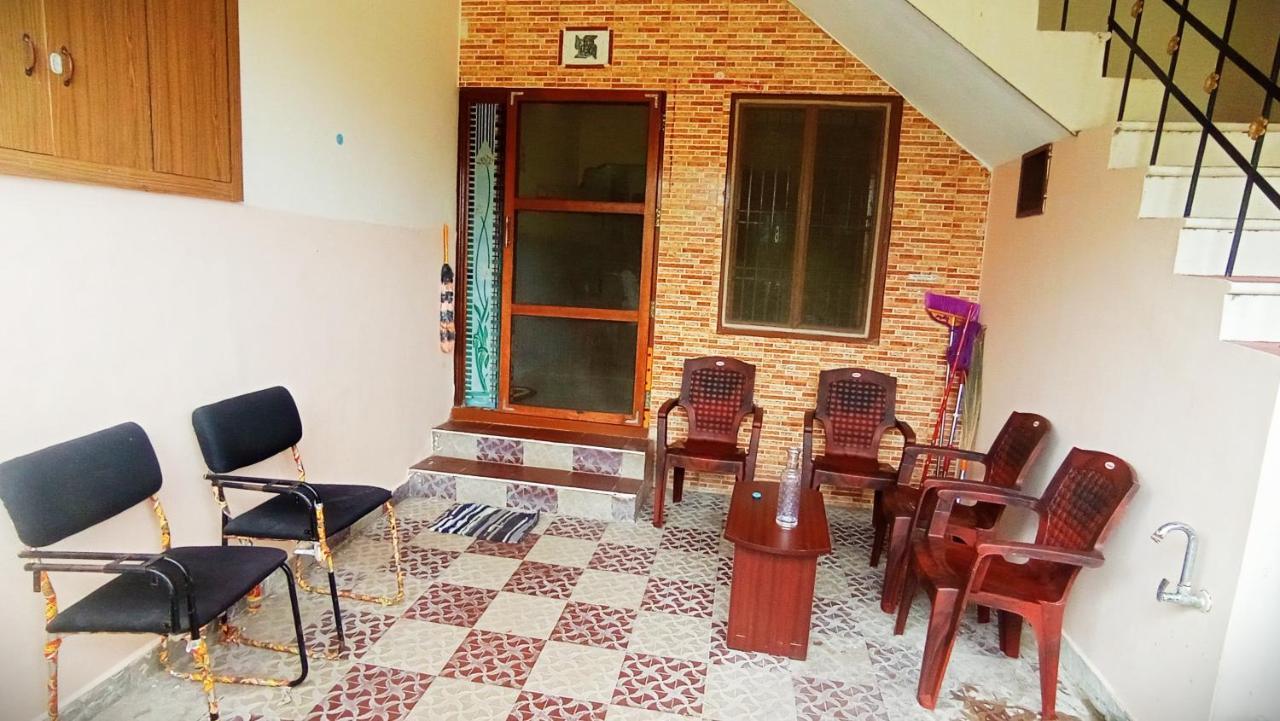 Thiru Arunai Guest House Tiruvannámalaj Kültér fotó